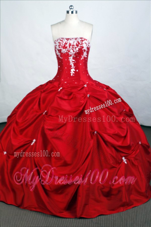 Elegant Appliques and Pick-ups Strapless Red Quinceanera Dress